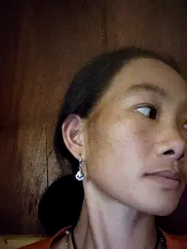 gio-thu online show from 8, 10, 2025