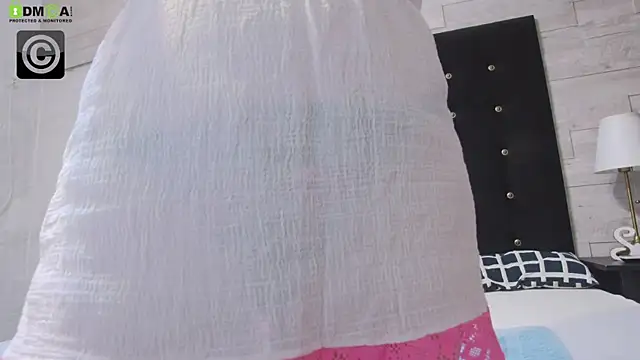 Ella Lizzie online show from 18, 10, 2025