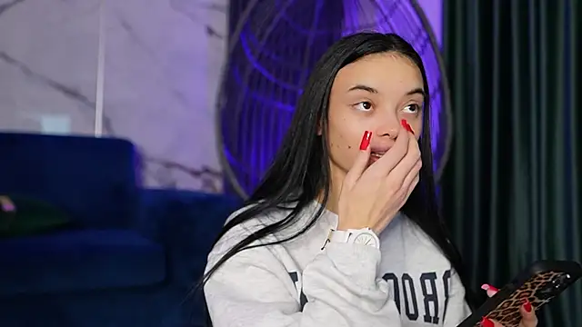 Snapshot of RachelRavee chatting on 12, 10, 2025 RachelRavee online show from 12, 10, 2025