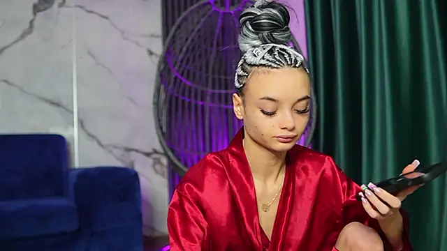 Snapshot of RachelRavee chatting on 30, 10, 2025 RachelRavee online show from 30, 10, 2025