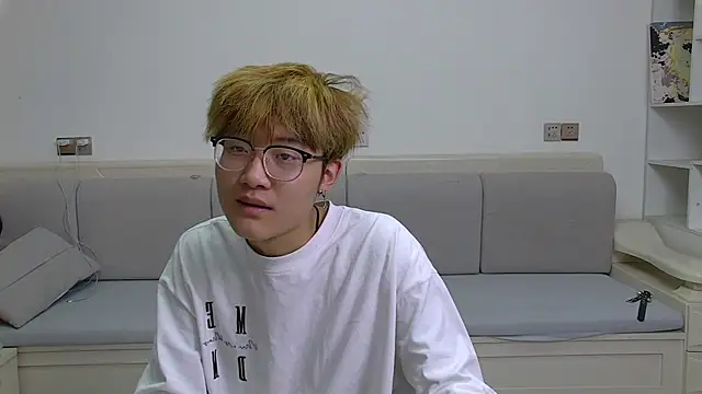 Snapshot of KK-cuteboy chatting on 29, 3, 2026 KK-cuteboy online show from 29, 3, 2026