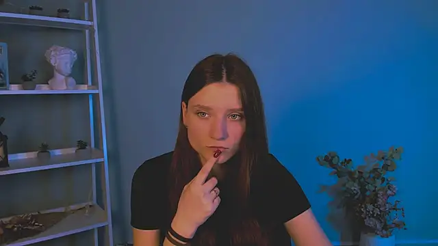 dana sweet   online show from 25, 11, 2025