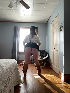 SugarMilkandHoney online show from 1, 2, 2026