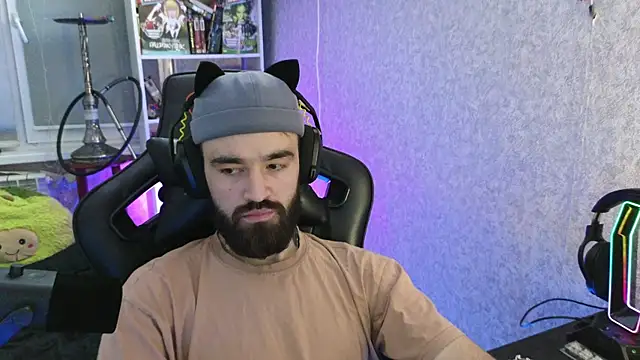 Nik Namee online show from 3, 11, 2025