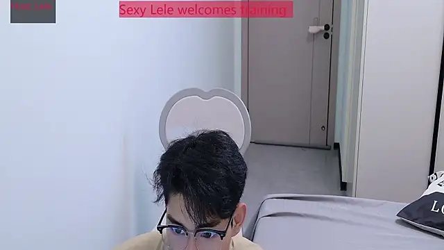 sexyboy-lele online show from 21, 11, 2025