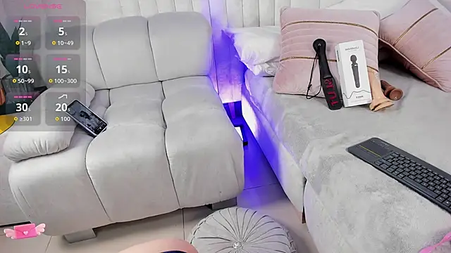  nicole moon online show from 1, 12, 2025