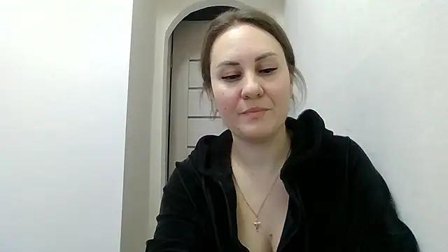 Snapshot of MeadowEyes chatting on 13, 2, 2026 MeadowEyes online show from 13, 2, 2026