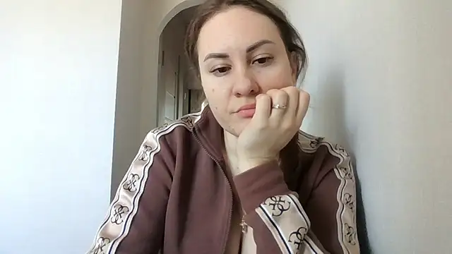 Snapshot of MeadowEyes chatting on 13, 3, 2026 MeadowEyes online show from 13, 3, 2026