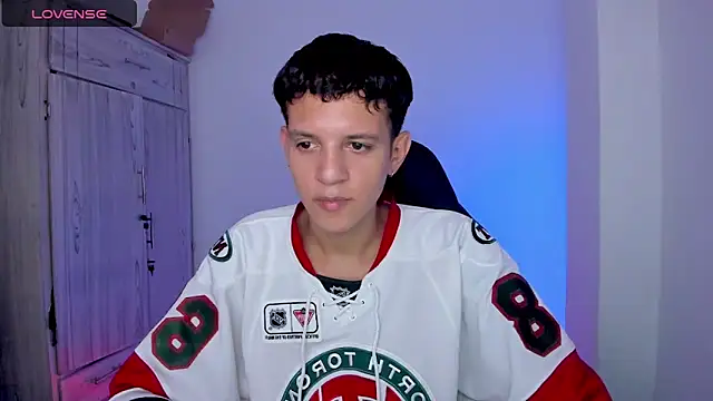 tylernova online show from 22, 5, 2026