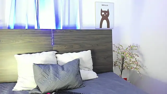 Brianna Maya online show from 28, 3, 2026