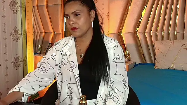 Barbbara sweett online show from 18, 10, 2025