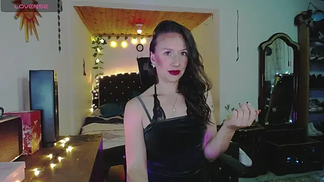 indigo wild  online show from 30, 10, 2025