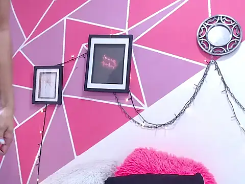 Tifany Adams online show from 29, 10, 2025