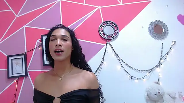 Tifany Adams online show from 25, 11, 2025