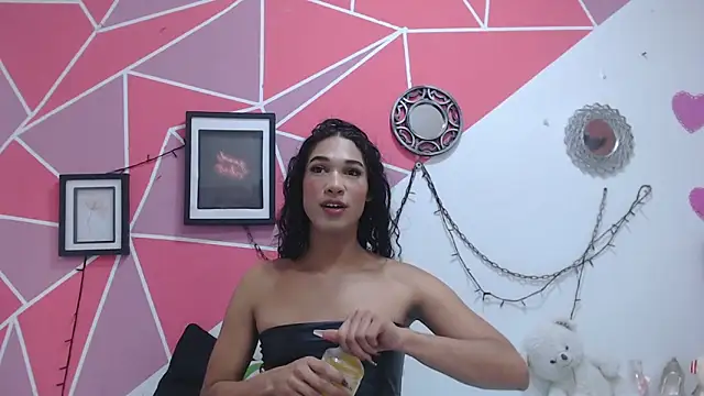 Tifany Adams online show from 26, 11, 2025