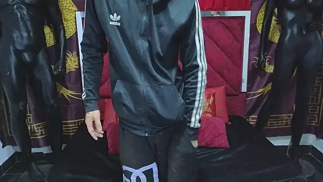 Pride couple online show from 27, 10, 2025