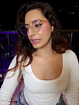 Meganthomson online show from 28, 2, 2026