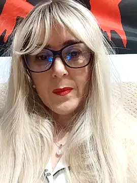 Amelialove42 online show from 28, 11, 2025