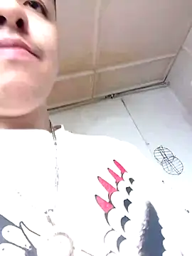 Snapshot of Hellohotmen chatting on 9, 10, 2025 Hellohotmen online show from 9, 10, 2025
