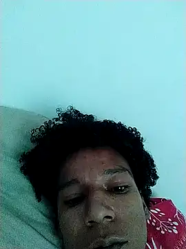 Snapshot of Migp203 chatting on 28, 10, 2025 Migp203 online show from 28, 10, 2025