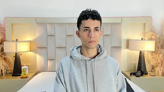 Zahir Ashar online show from 1, 4, 2026