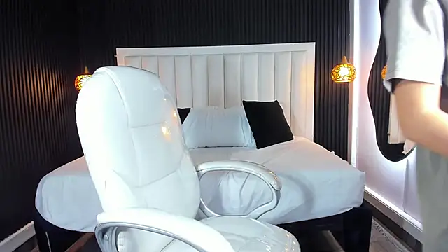 HasleyCarter online show from 19, 11, 2025