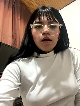 angie rousse  online show from 22, 11, 2025