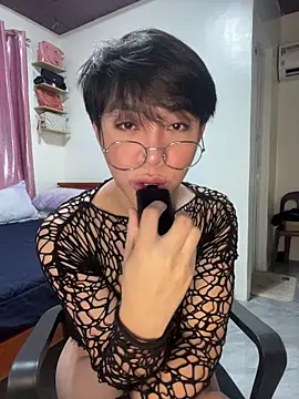 Keyka15 online show from 13, 2, 2026