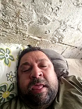 Snapshot of wallcava chatting on 15, 11, 2025 wallcava online show from 15, 11, 2025