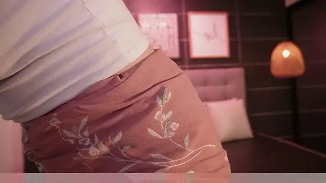 Thalia Karlson online show from 11, 11, 2025