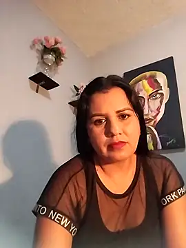Snapshot of Candy-Samanthy chatting on 15, 10, 2025 Candy-Samanthy online show from 15, 10, 2025