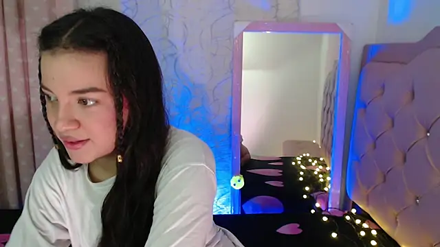 beauty lana18 online show from 13, 11, 2025