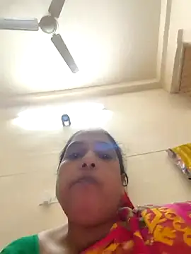 Snapshot of Khushi-20 chatting on 28, 10, 2025 Khushi-20 online show from 28, 10, 2025