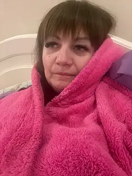 Butterfly8385 online show from 6, 4, 2026