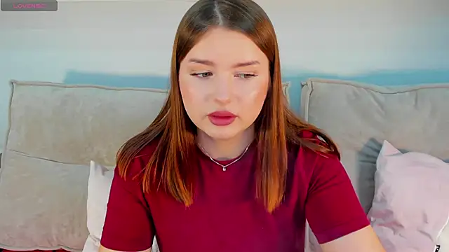 Snapshot of Maria_Reiiden chatting on 11, 10, 2025 Maria Reiiden online show from 11, 10, 2025