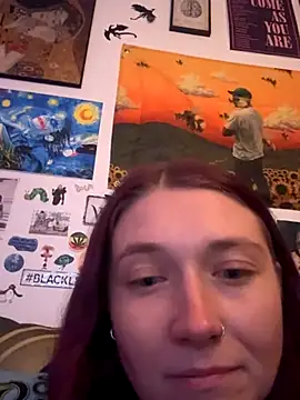 Snapshot of PauliinaBlue chatting on 11, 10, 2025 PauliinaBlue online show from 11, 10, 2025