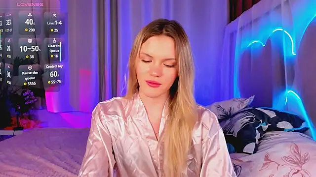 -KittyMoore online show from 4, 11, 2025