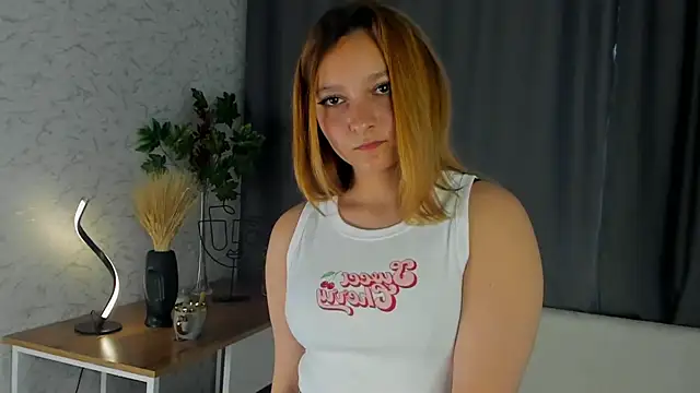 Snapshot of MelodySeelbach chatting on 11, 10, 2025 MelodySeelbach online show from 11, 10, 2025