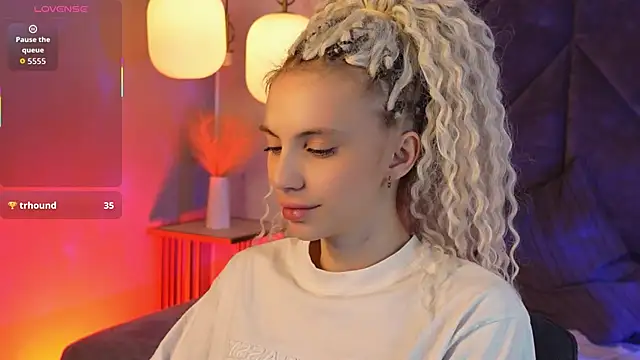 mia silkk online show from 16, 1, 2026