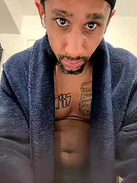 Snapshot of MrDLlongcrippler10inch chatting on 28, 10, 2025 MrDLlongcrippler10inch online show from 28, 10, 2025