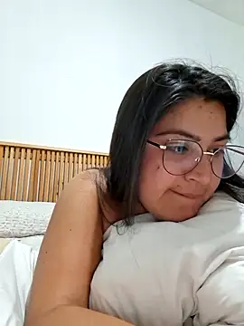 Snapshot of morenalatinaa chatting on 27, 2, 2026 morenalatinaa online show from 27, 2, 2026