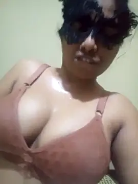 Snapshot of Expose_Queen chatting on 10, 3, 2026 Expose Queen online show from 10, 3, 2026