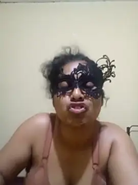 Snapshot of Expose_Queen chatting on 6, 4, 2026 Expose Queen online show from 6, 4, 2026