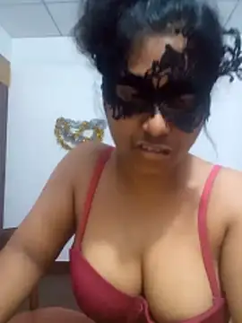 Snapshot of Expose_Queen chatting on 8, 4, 2026 Expose Queen online show from 8, 4, 2026