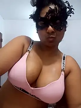 Expose Queen online show from 15, 5, 2026