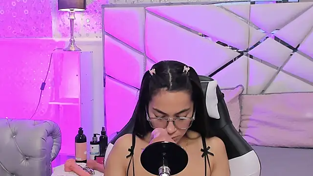 Snapshot of GabbiePrice chatting on 14, 6, 2026 GabbiePrice online show from 14, 6, 2026