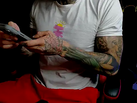 Molotov Explosive online show from 24, 2, 2026