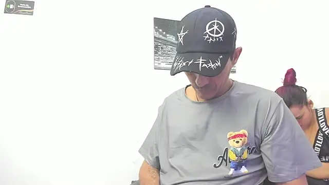 Sofi And Santy online show from 12, 1, 2026