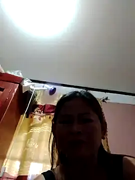 Snapshot of merr_ann123 chatting on 11, 10, 2025 merr ann123 online show from 11, 10, 2025