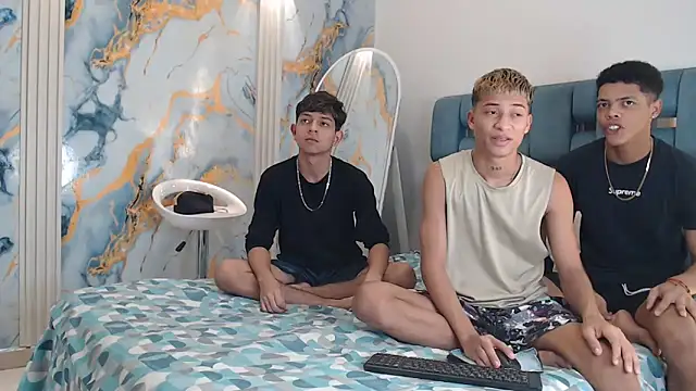 Snapshot of EMPIRE_BOYS1 chatting on 14, 5, 2026 EMPIRE BOYS1 online show from 14, 5, 2026